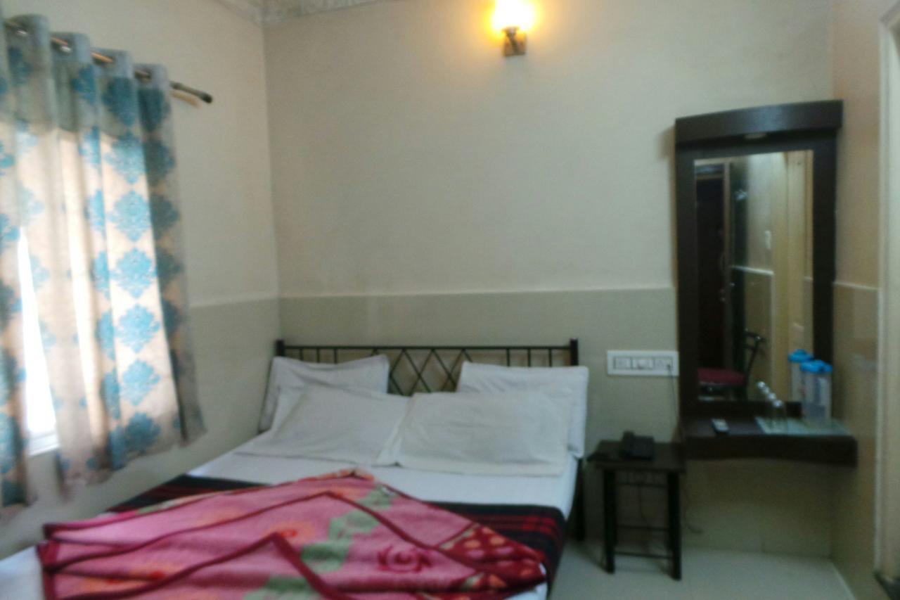 Manjusri Paradise Hotel Bengaluru Zewnętrze zdjęcie